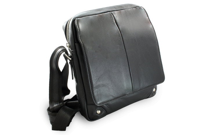 Batohy a tašky - Velký černý kožený pánský crossbag 215-1918-60
